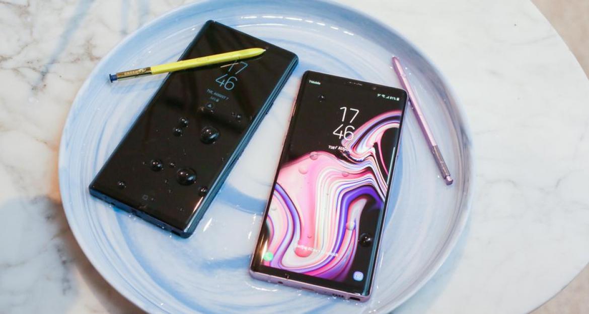 Το νέο Samsung Galaxy Note 9 έφτασε και θέλει να εντυπωσιάσει (pics)