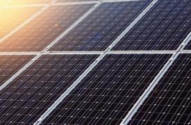 Φωτοβολταϊκά: Πώς θα έχουν δωρεάν ρεύμα από τον ήλιο για 18 χρόνια τα νοικοκυριά - Τα φορολογικά κίνητρα