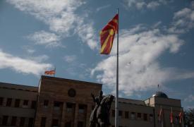 Β. Μακεδονία: «Θρίαμβος» του VMRO-DPMNE στις διπλές εκλογές - Συντριβή για το κυβερνών κόμμα