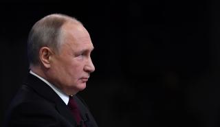 Η Γιούλια Ναβάλναγια αποκάλεσε τον Πούτιν «ψεύτη, κλέφτη, δολοφόνο» λίγο πριν από την έναρξη της τελετής ορκωμοσίας