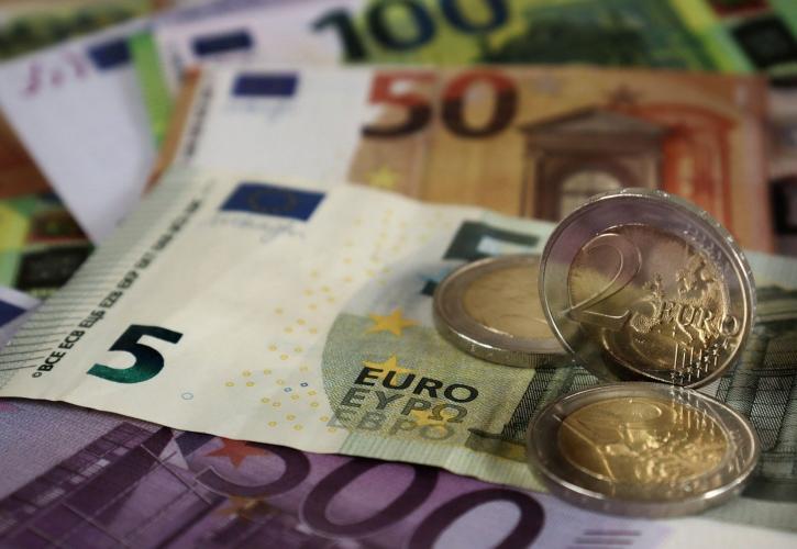 Στα 36,27 δισ. ευρώ τα εισοδήματα των νοικοκυριών το δ' τρίμηνο του 2023