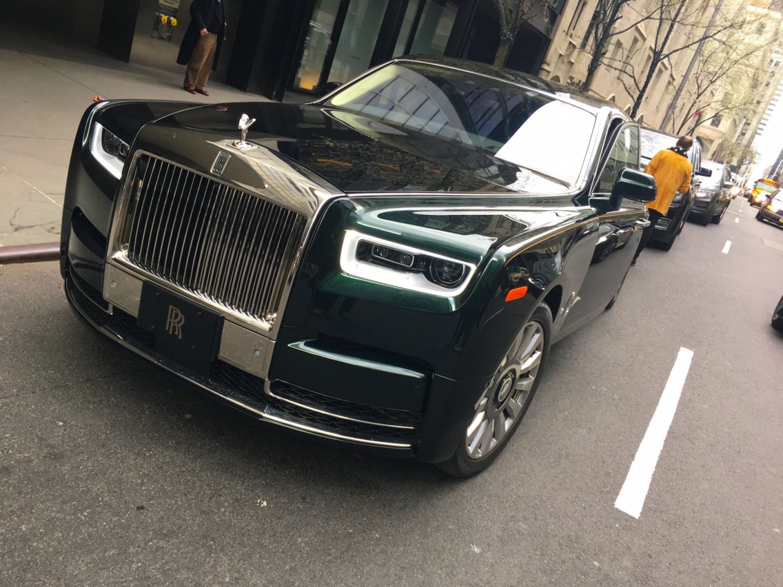 H εντυπωσιακή Rolls - Royce Phantom όγδοης γενιάς