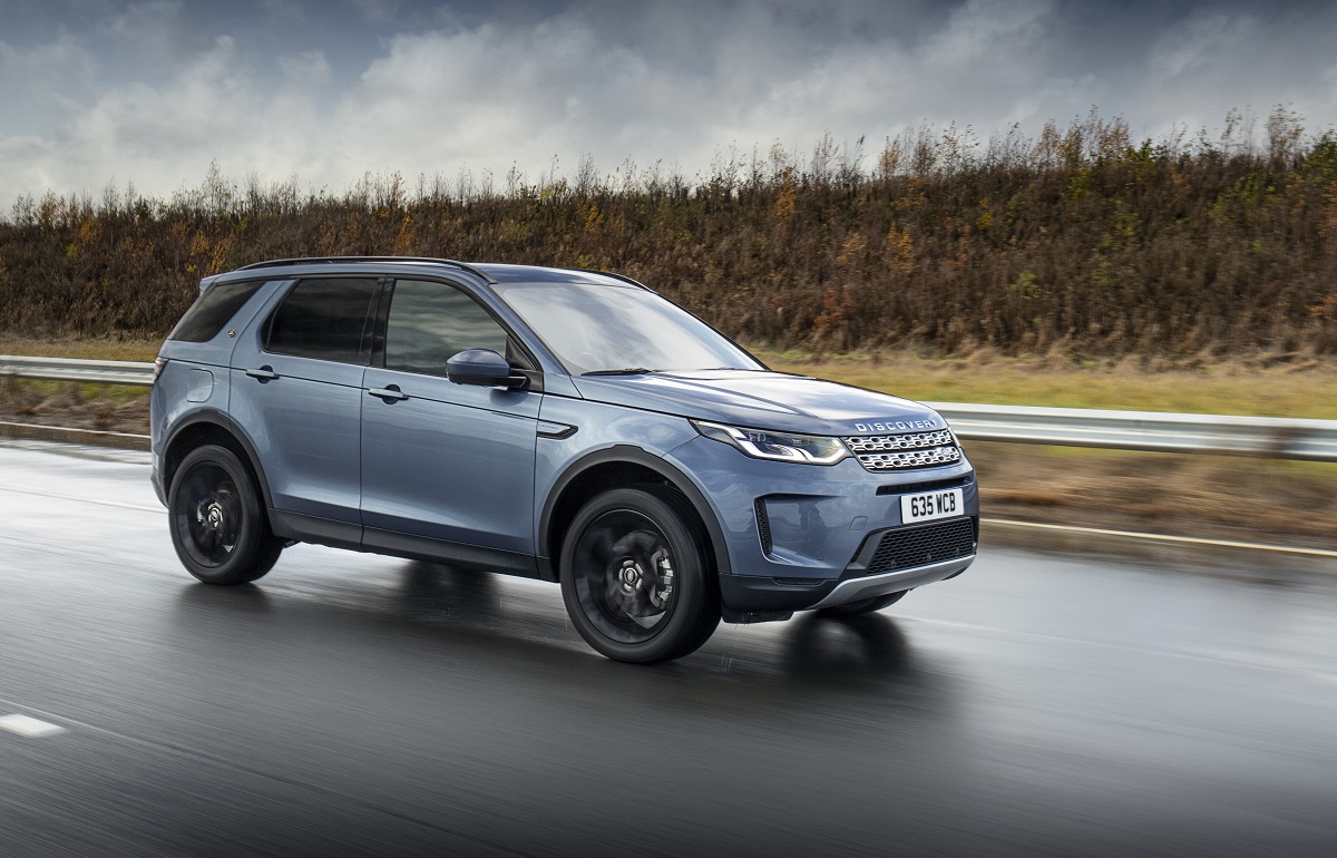 Land Rover Discovery Sport P300e