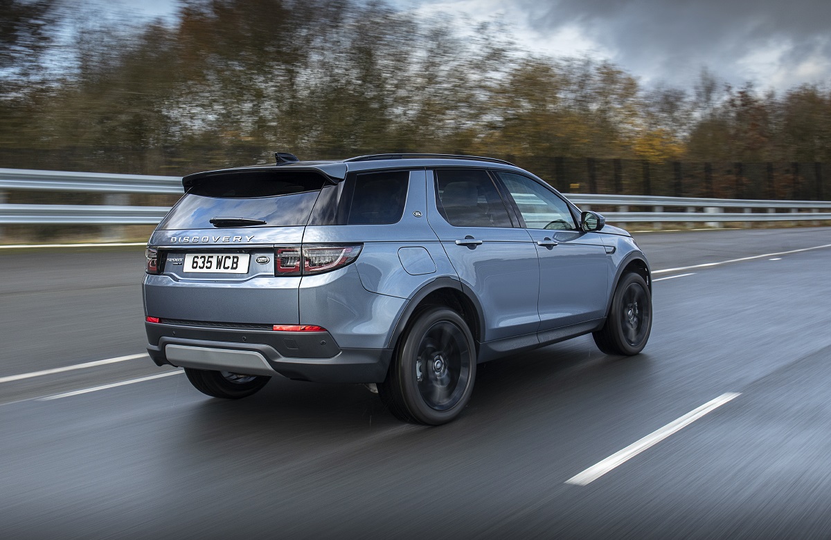 Land Rover Discovery Sport P300e