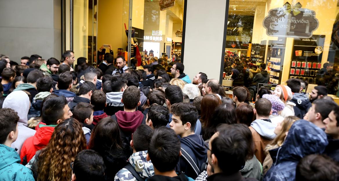 Η «καριέρα» της Black Friday στην Ελλάδα (pics)