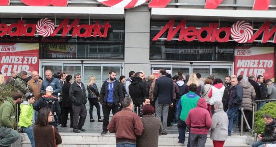 Η «καριέρα» της Black Friday στην Ελλάδα (pics)