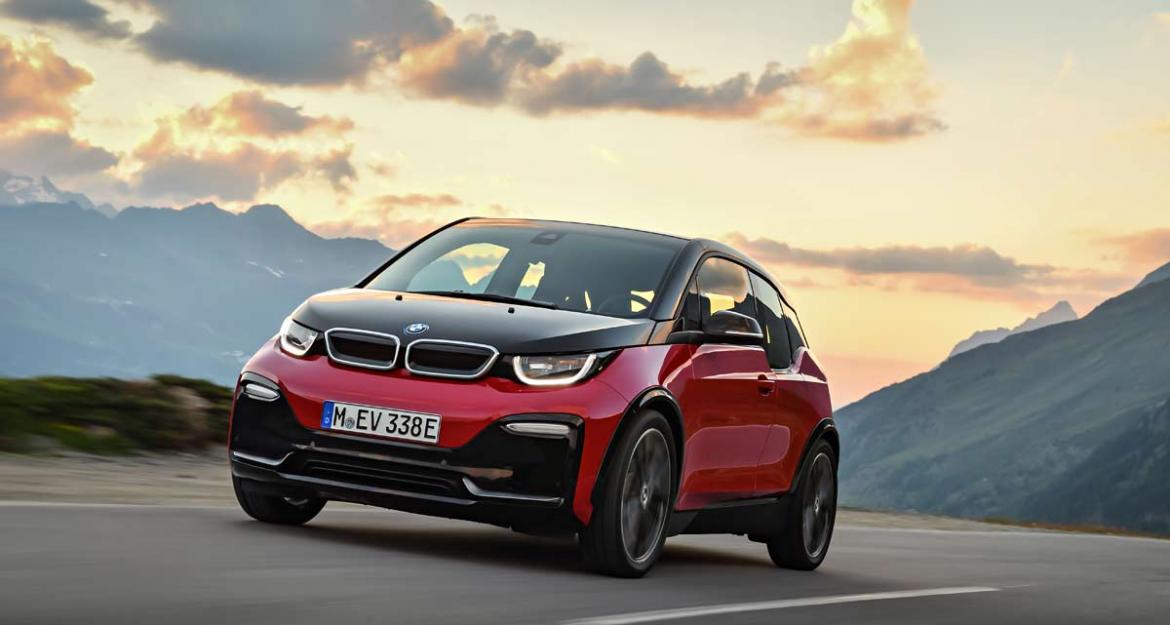 Φρεσκάρισμα και σπορ έκδοση για την BMW i3 (pics & vid)