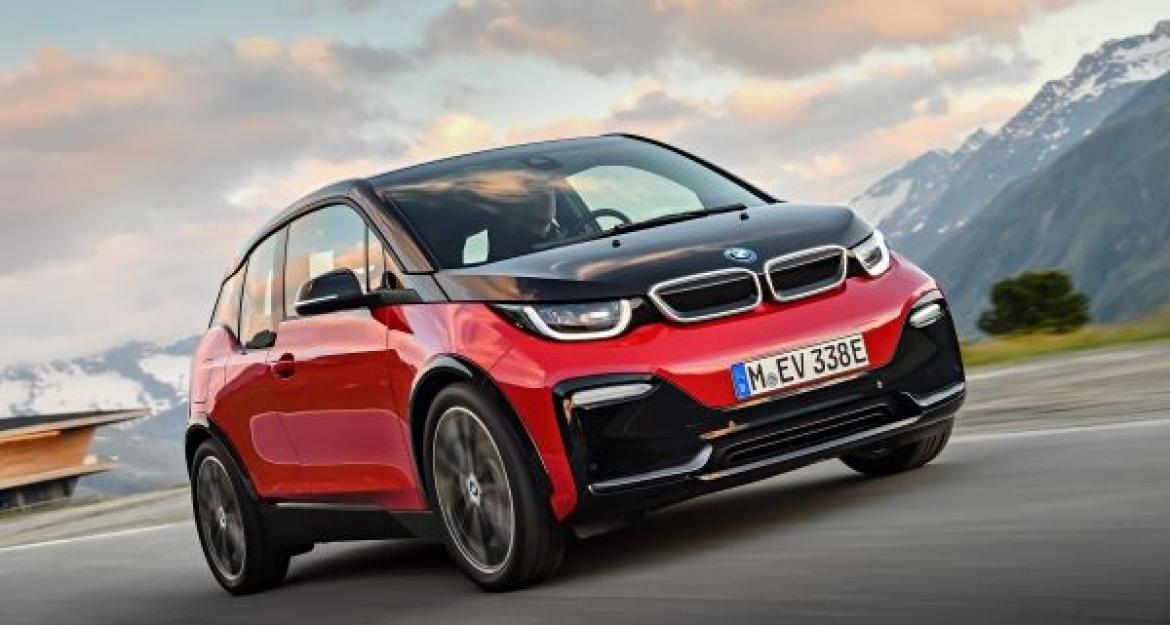 Φρεσκάρισμα και σπορ έκδοση για την BMW i3 (pics & vid)