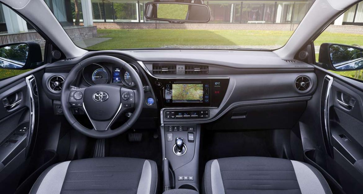 Toyota Auris: Υβριδική καινοτομία (pics & vid)