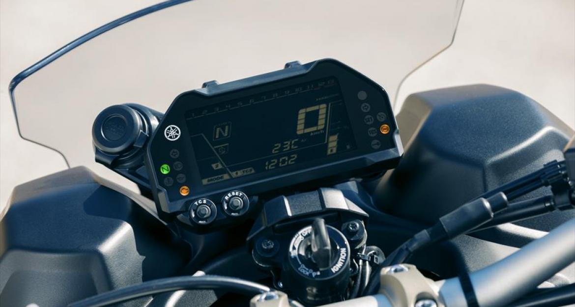 Yamaha Niken: Τρίτροχη επανάσταση (pics & vid)