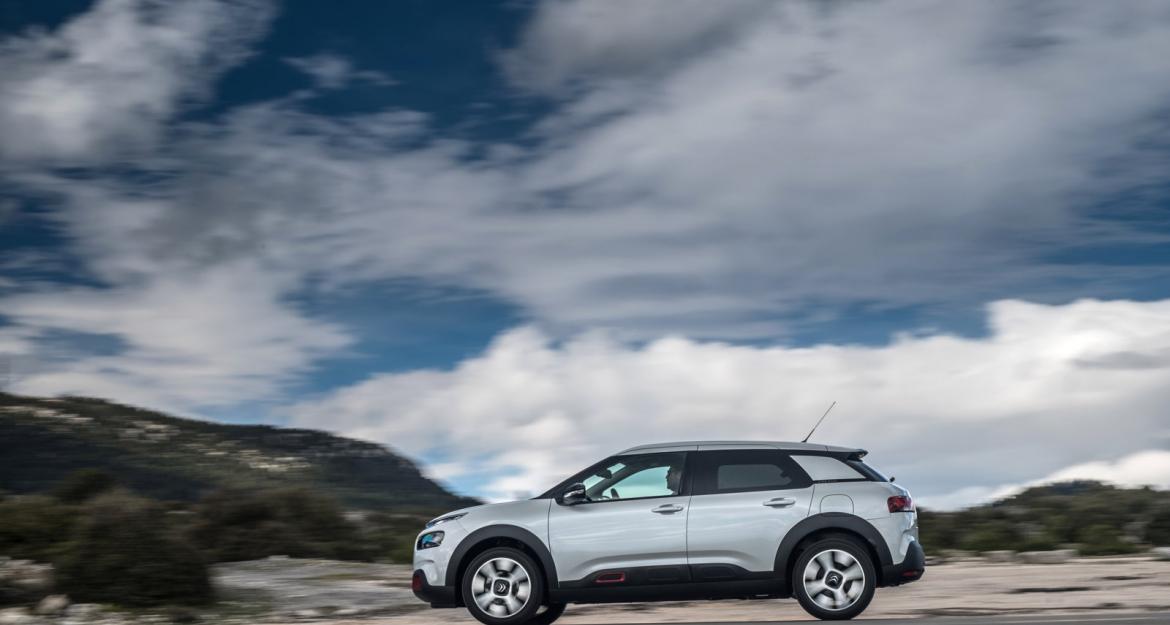 Τιμές, εκδόσεις, εντυπώσεις από το Citroen C4 Cactus (pics & vid)