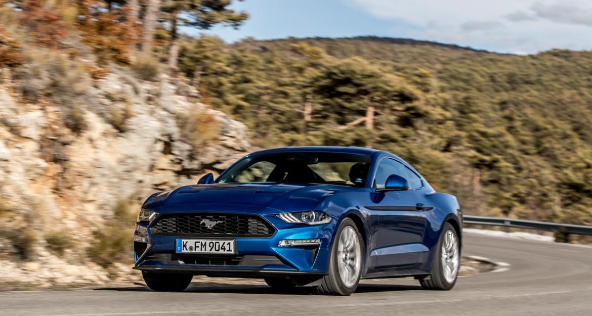 Στην Ελλάδα από 53.474 ευρώ η ανανεωμένη Ford Mustang (vid)