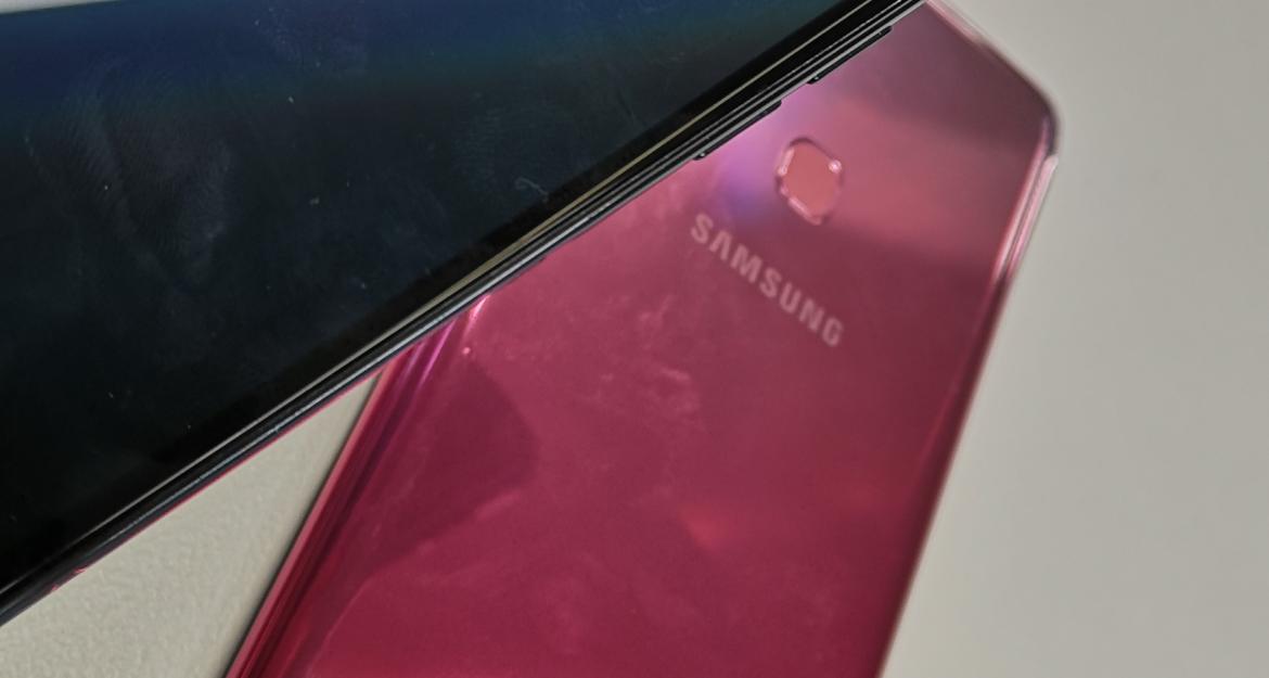 Galaxy A9: To πρώτο κινητό με 4 κάμερες μας συστήνει η Samsung (pics) 