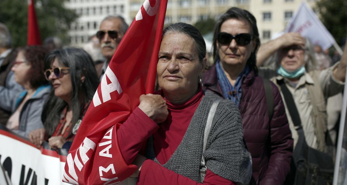 Στο «δρόμο» οι συνταξιούχοι - Παναττικό συλλαλητήριο στο κέντρο της Αθήνας (pic)