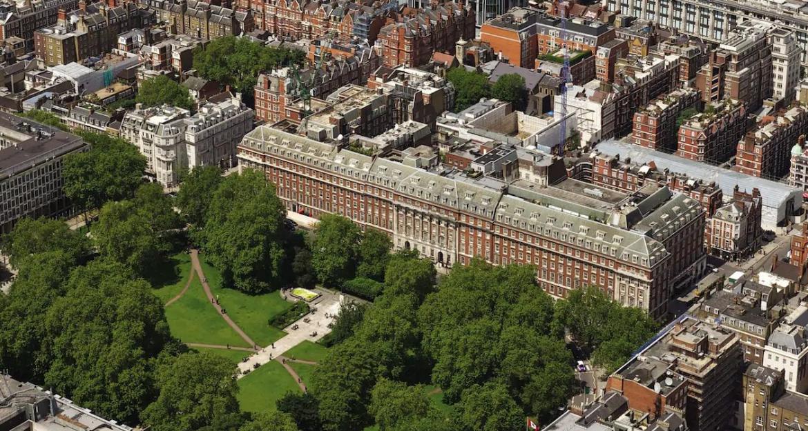 Πωλείται το υπερπολυτελές σπίτι που έζησε ο Ωνάσης στο Λονδίνο - Στα 25 εκατ. λίρες η τιμή εκκίνησης