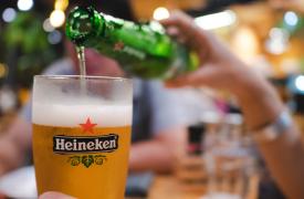 Heineken: Βουτιά της μετοχής καθώς έχασε τις εκτιμήσεις για το α' εξάμηνο
