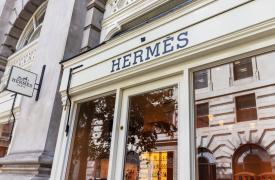 Hermès: «Γιγαντιαία απάτη» η εξαφάνιση μετοχών 13 δισ. δολαρίων ισχυρίζεται κληρονόμος