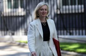 Βρετανία: Εκτός Βουλής η πρώην πρωθυπουργός Λιζ Τρας και 12 υπουργοί των Συντηρητικών