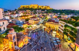 Τουρισμός: Πάνω σε πληρότητες κάτω σε τιμές η Αθήνα έναντι των ανταγωνιστών 