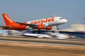 EasyJet: «Οδεύει» προς το 1 δισ. λίρες σε ετήσια κέρδη - Θετικές οι προοπτικές για το καλοκαίρι