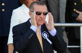 Τα ρέστα του ο Ερντογάν - Βουλευτής του ΣΥΡΙΖΑ γυρίζει την πλάτη στον Μπουρλά της Pfizer - Δόμνα-Αλέξης 1-0