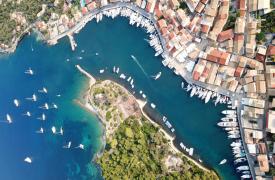 Άνοιξε ο δρόμος για τη μαρίνα mega-yachts Κέρκυρας: Εγκρίθηκε από το υπουργικό η συνυπογραφή της σύμβασης