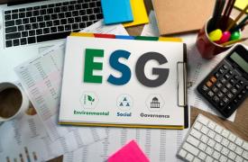 Ξεκαθαρίζει το τοπίο για τις επενδύσεις ESG – Πού οδεύει ο κλάδος το 2030