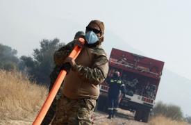 Πυρκαγιά στην Αγ. Μαρίνα Κορωπίου - Μήνυμα του 112 στους κατοίκους