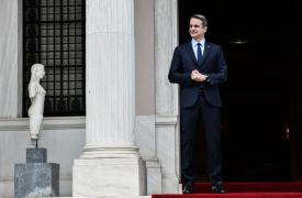 «Κλειδώνει» δομική αλλαγή στο πρωθυπουργικό γραφείο πριν τη ΔΕΘ – Πρώτες δημοσκοπήσεις και υπόγεια ρεύματα στον ΣΥΡΙΖΑ