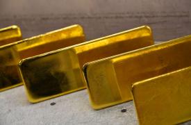 Χρυσός: Σε υψηλό ενός μηνός και εβδομαδιαία κέρδη άνω του 2%