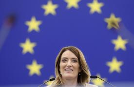 Ευρωπαϊκό Κοινοβούλιο: Επανεξελέγη πρόεδρος με ποσοστό 90,2% η Ρομπέρτα Μέτσολα