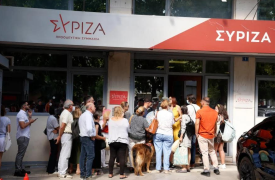 Οι ζόρικες συνεδριάσεις των οργάνων στην Κουμουνδούρου - Μερικοί θυμούνται τον Ανδρέα όταν δεν πάνε καλά