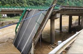 Κίνα: Στους 38 οι νεκροί από την κατάρρευση γέφυρας