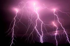 Νέο έκτακτο δελτίο καιρού: Ισχυρές καταιγίδες με κεραυνούς και χαλάζι - Πότε θα πλήξουν την Αττική