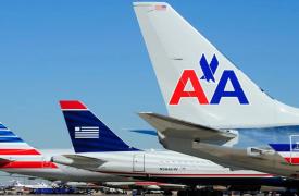 «Χαμηλές πτήσεις» και ζημιές στο α' τρίμηνο για την American Airlines - Το guidance στηρίζει τη μετοχή