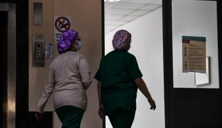 Κορονοϊός: Ξανά άνω των 2.000 τα κρούσματα - Παραμένουν χαμηλά θάνατοι και νοσηλείες