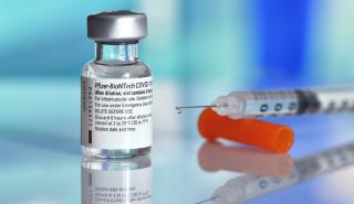 Κορονοϊός: Στο «μικροσκόπιο» ο εμβολιασμός στα φαρμακεία - Οι στόχοι και οι δυσκολίες
