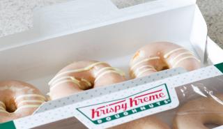 Krispy Kreme: Διπλασιάζει τα δωρεάν ντόνατ ως «κίνητρο» για εμβολιασμούς κατά της Covid-19