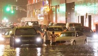 Τουλάχιστον 13 οι νεκροί στη Νέα Υόρκη και το Νιού Τζέρσεϊ από τις σφοδρές βροχοπτώσεις