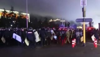 Καζακστάν: Διαδηλωτές κατέλαβαν το αεροδρόμιο του Αλμάτι