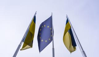Υπεγράφη η αίτηση ένταξης της Ουκρανίας στην ΕΕ - Ολοκληρώθηκαν οι συνομιλίες Ρωσίας-Ουκρανίας