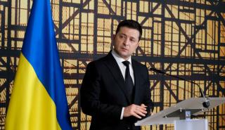 Ουκρανία: Ο Ζελένσκι συγκεντρώνει όλα τα εθνικά τηλεοπτικά δίκτυα σε μια πλατφόρμα