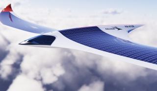 Το ηλιακό αεροπλάνο Falcon Solar μοιάζει να βγήκε από ταινία της Marvel