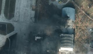 Ρωσία: Βομβάρδισε και κατέστρεψε αμερικανικά όπλα σε στρατιωτικό αεροδρόμιο κοντά στην Οδησσό