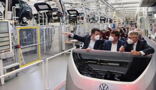 Οι Υπουργοί Εργασίας της G7 στο κεντρικό εργοστάσιο της Volkswagen