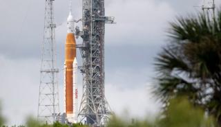 NASA: Το Σάββατο η 2η προσπάθεια εκτόξευσης του πυραύλου SLS για την αποστολή «Άρτεμις Ι»