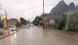 Καλαμπάκα: Πλημμύρισε η πόλη - Ισχυρό μπουρίνι πλήττει την περιοχή