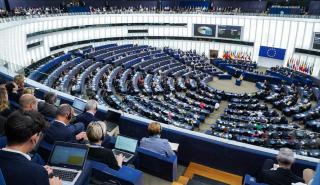 Ευρωκοινοβούλιο: Το ECR της Μελόνι ξεπέρασε σε έδρες το Renew του Μακρόν