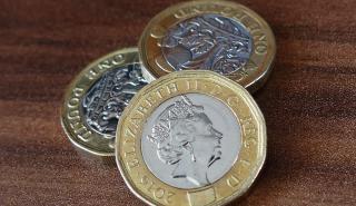 Βρετανία: 42 δισ. στερλινών σε φόρους έμειναν ανείσπρακτα λόγω της έλλειψης προσωπικού 