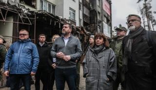 Σακελλαροπούλου: Οι Ουκρανοί δεν είναι απλώς αισιόδοξοι για τη νίκη, είναι πεπεισμένοι ότι ο εχθρός έχει ήδη ηττηθεί